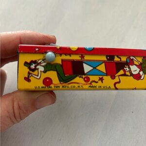 US Metal Toy Manufacturer, Vintage toy noisemaker!